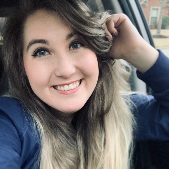 Meet The Posher: Adrienne! 👩🏼‍⚕️ - Picture 1 of 1